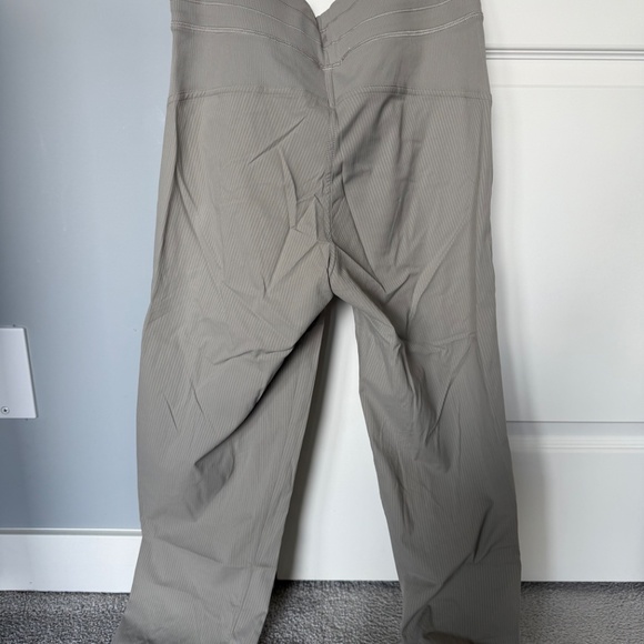 Lululemon Dance Studio Mid-Rise Jogger - Picture 3 of 5